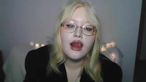 elayne_sweet online show from March 27, 8:09 am