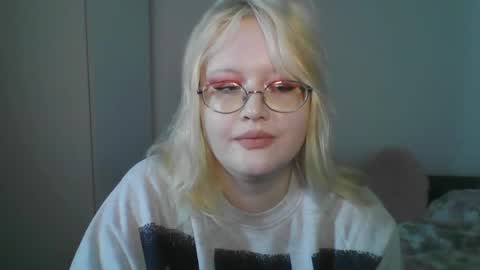 elayne_sweet online show from April 12, 8:18 am