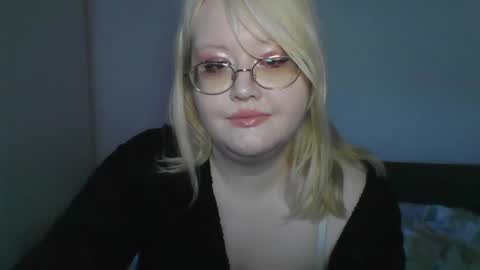 elayne_sweet online show from May 8, 7:14 am