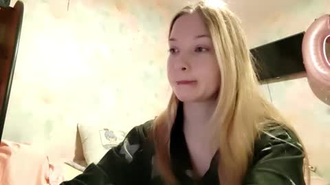 MIa online show from March 5, 6:11 am