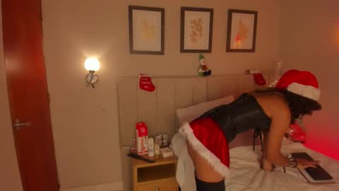 ELECTRA online show from December 4, 7:02 pm