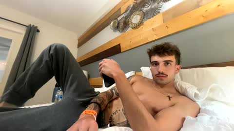 Snapshot of electron448 chatting on November 1, 10:42 pm electron448 online show from November 1, 10:42 pm