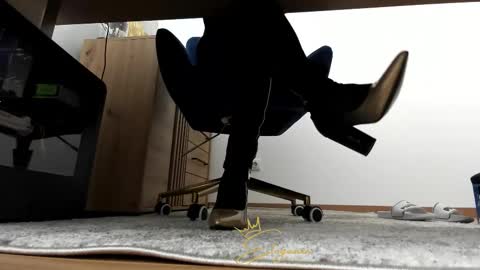 eleganzavogue online show from November 20, 10:03 am