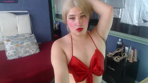 Snapshot of elektra_doll chatting on September 17, 7:50 pm elektra_doll online show from September 17, 7:50 pm