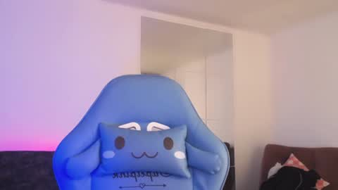Snapshot of elektra_sky11 chatting on December 5, 3:55 pm Elektra Sky online show from December 5, 3:55 pm