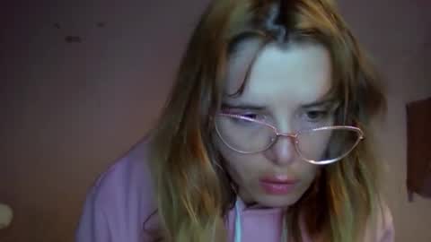 Elena online show from November 18, 4:32 pm