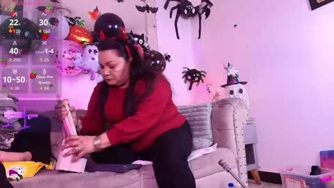 elenna_boobs_ online show from October 21, 5:45 am