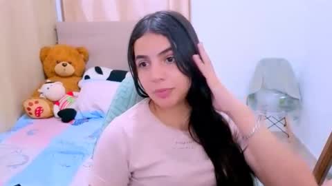 agnes online show from February 9, 6:43 pm