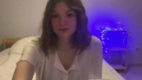 Mila online show from April 14, 6:55 pm