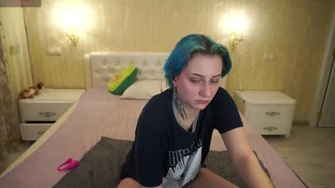 Luna online show from November 15, 10:00 pm