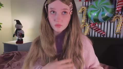 Ellie online show from December 4, 5:51 am