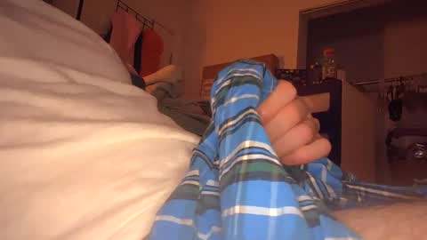 eliexavier123456789 online show from December 5, 8:27 am