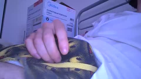 eliexavier123456789 online show from February 2, 6:42 pm