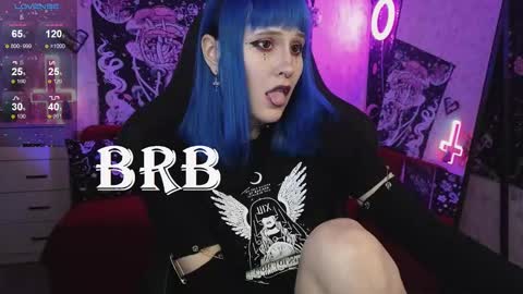 Snapshot of elika_kay chatting on February 1, 10:13 pm  MORE ME   online show from February 1, 10:13 pm