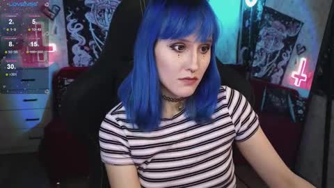 Snapshot of elika_kay chatting on February 20, 9:42 pm  MORE ME   online show from February 20, 9:42 pm