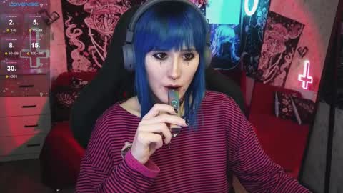 Snapshot of elika_kay chatting on March 6, 9:42 pm  MORE ME   online show from March 6, 9:42 pm
