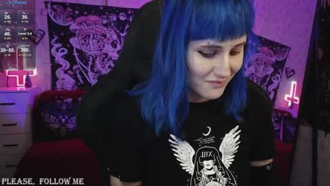 Snapshot of elika_kay chatting on January 12, 11:04 pm  MORE ME   online show from January 12, 11:04 pm