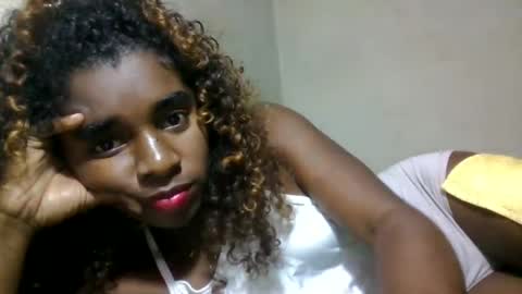 elina981 online show from June 4, 3:51 pm