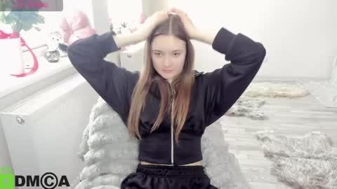 elina_x online show from April 14, 8:06 am
