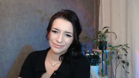 Elina online show from February 25, 11:59 pm