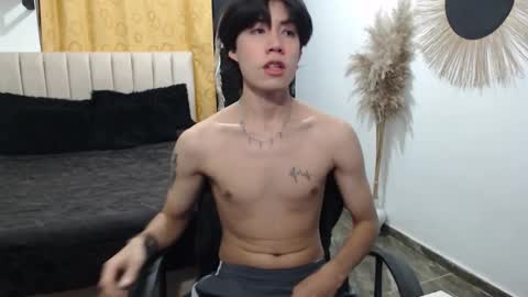 ELIO online show from March 19, 4:51 am