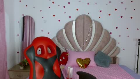 elio_fox online show from April 1, 1:41 pm