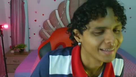 elio_fox online show from April 20, 11:57 am