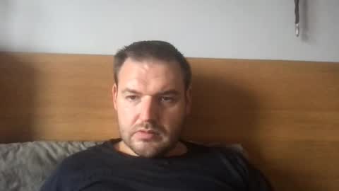 e26 online show from September 20, 1:03 pm