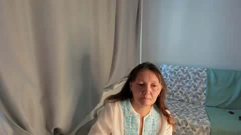 Elis online show from November 8, 2:25 am