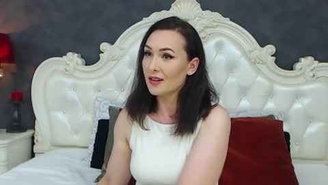 Krissy online show from June 4, 8:42 am
