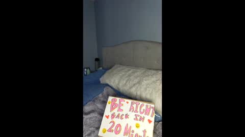 elishacohen33 online show from April 18, 9:26 pm