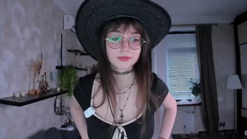 Elis online show from April 20, 8:28 am