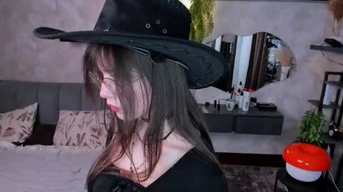 Elis online show from April 16, 8:58 am