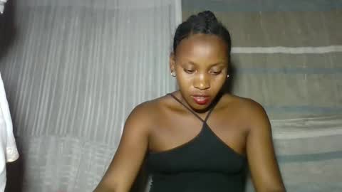 elita12010 online show from April 10, 7:13 am