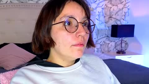 Eliza online show from May 14, 8:18 pm