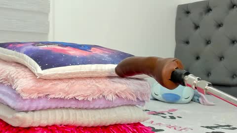 ELIZA online show from April 6, 4:46 am