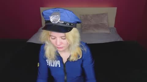 Elizabeth online show from June 2, 1:40 am
