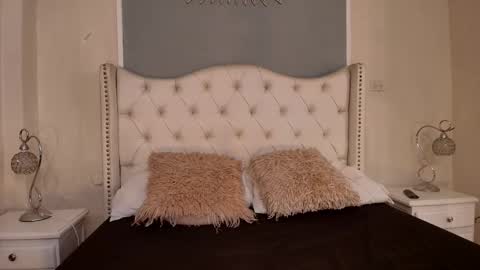 Elizabeth  online show from February 24, 10:24 pm