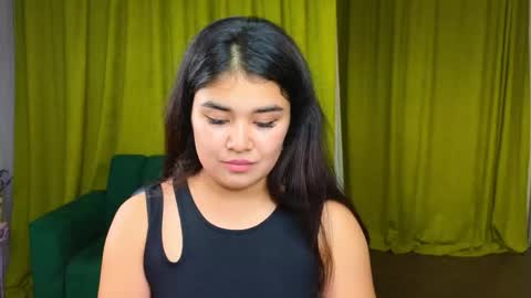 Elizabeth online show from June 5, 6:35 pm