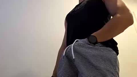 eljjavi online show from April 26, 8:06 pm