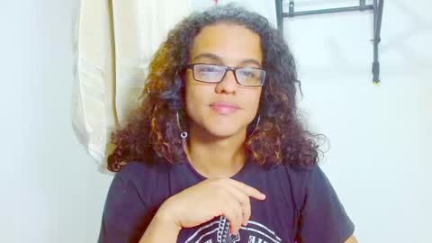 Diana online show from February 9, 3:34 pm