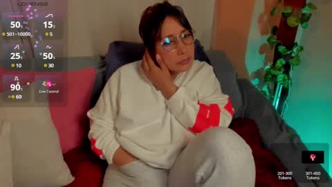 Ella and Harry online show from February 26, 10:38 am