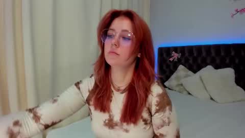 Ella Mayers online show from September 11, 12:28 pm