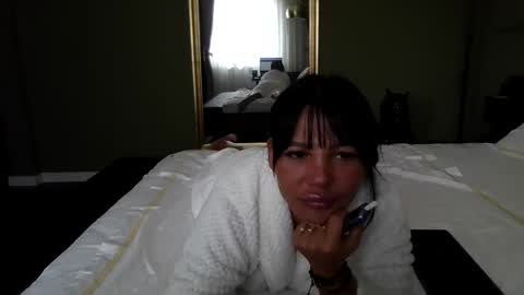 Ella online show from June 3, 6:49 am