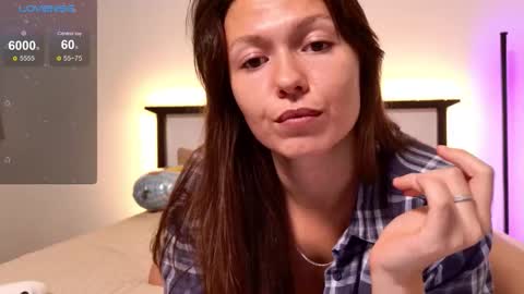 Snapshot of ellacanny chatting on September 29, 7:07 am ellacanny online show from September 29, 7:07 am