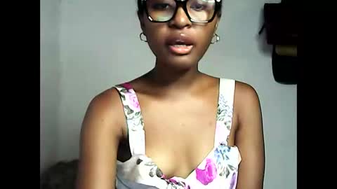 ellah245 online show from February 23, 8:49 am