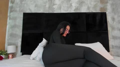  ella  online show from March 6, 5:22 pm