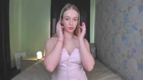 elldiana online show from January 18, 7:17 am