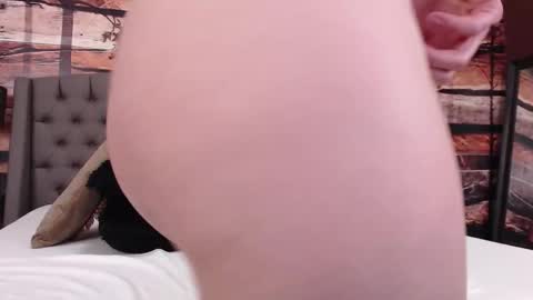 Elle online show from March 10, 4:50 am