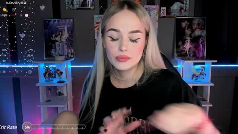 Maria online show from December 10, 5:55 pm